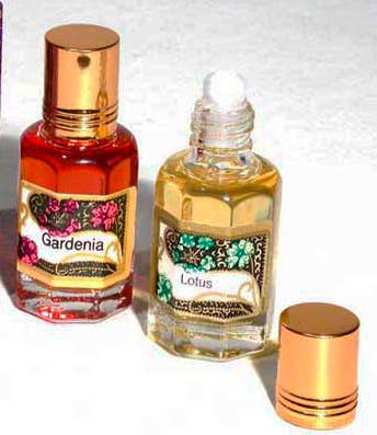 Sandal - 11cc Roll on Perfume Oil