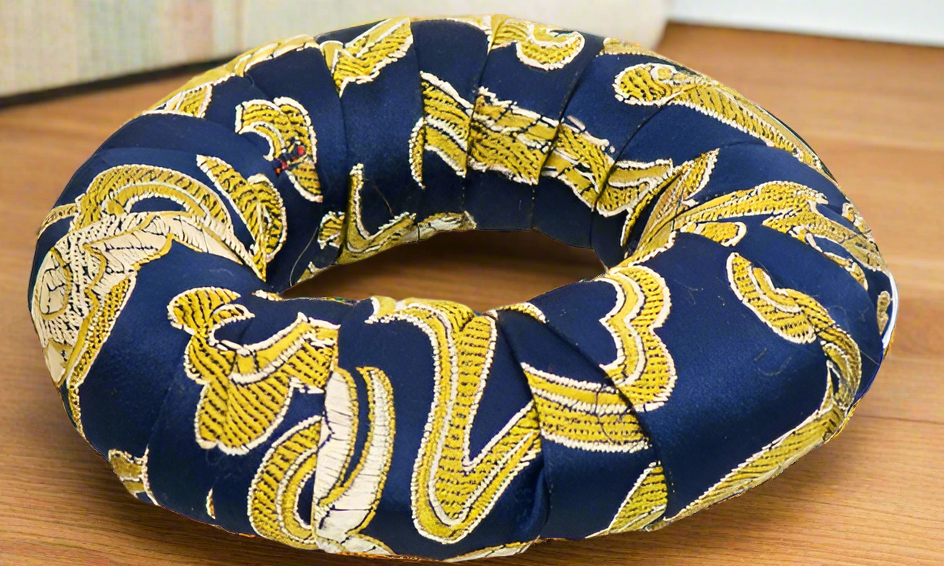 Singing bowl cushion